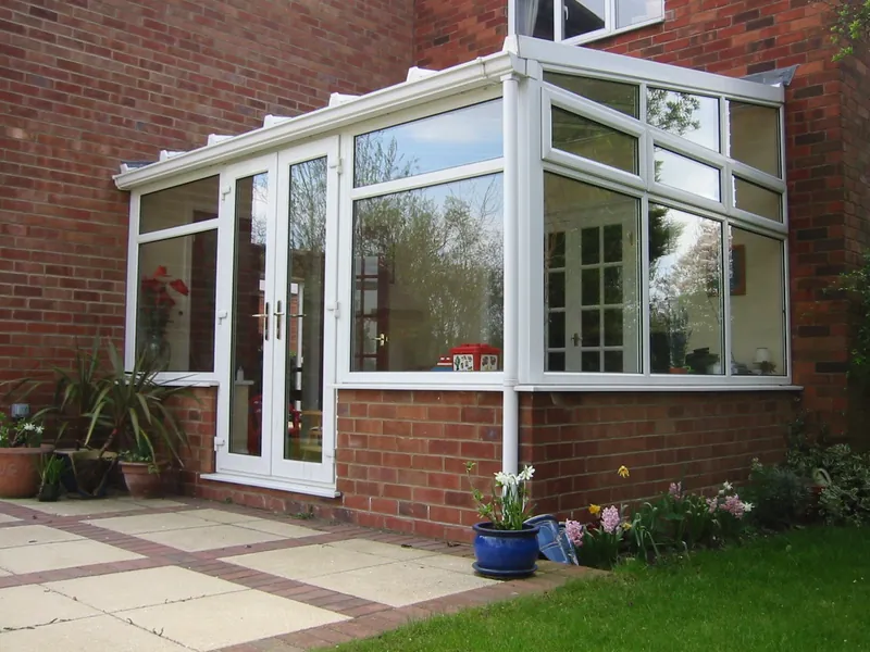 Bay Windows Poplar