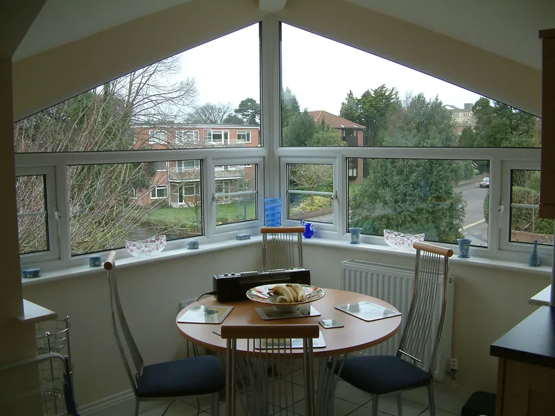 Bay Windows Poplar
