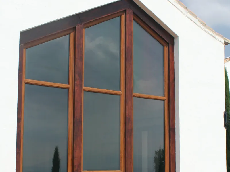 Bay Windows Poplar