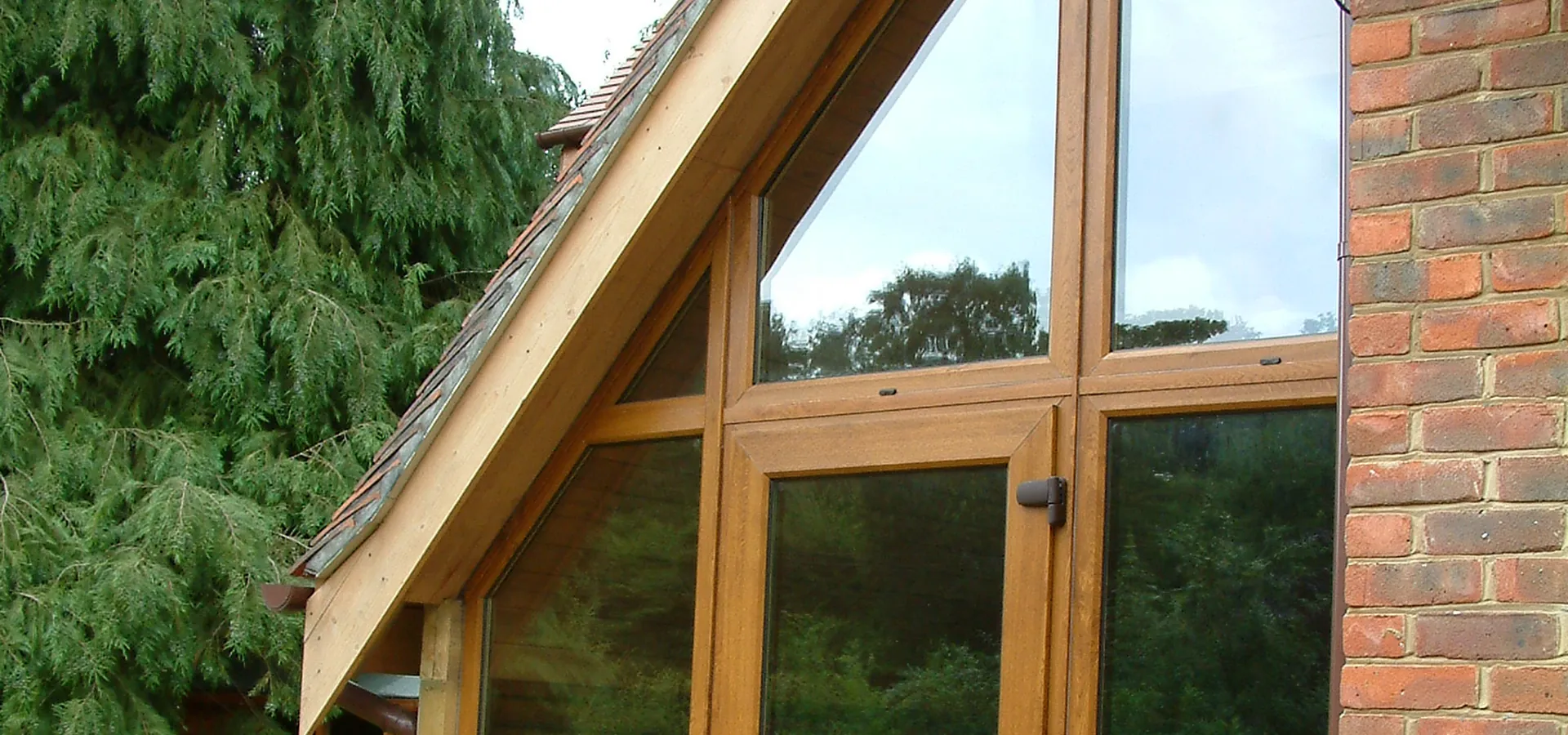 Bow Windows Poplar